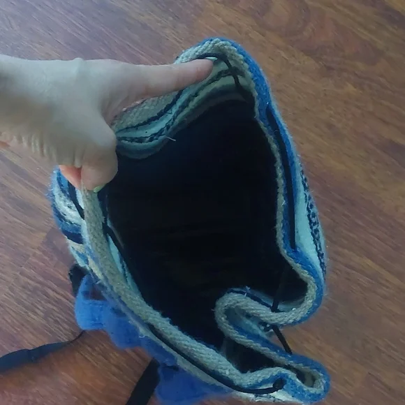 Backpack - Picture 7 of 8